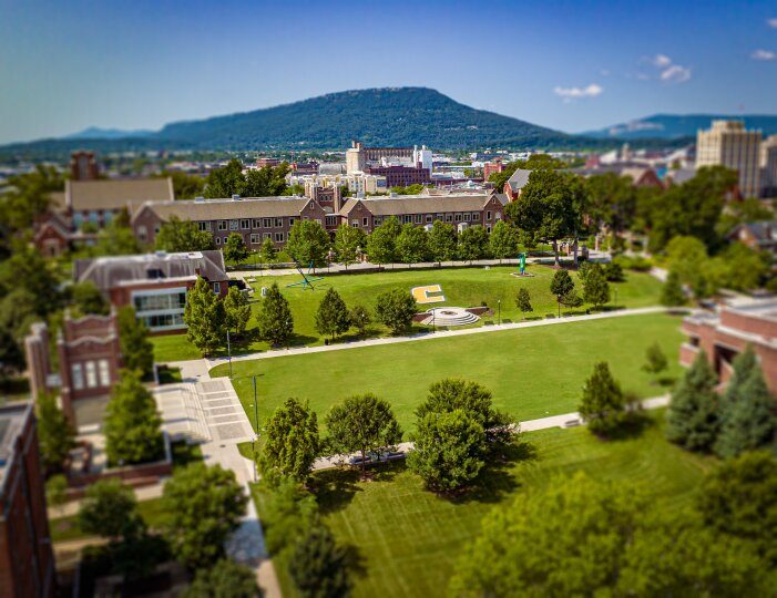 University of Chattanooga, TN. Student Moving Guide for Chattanooga Colleges and Universities